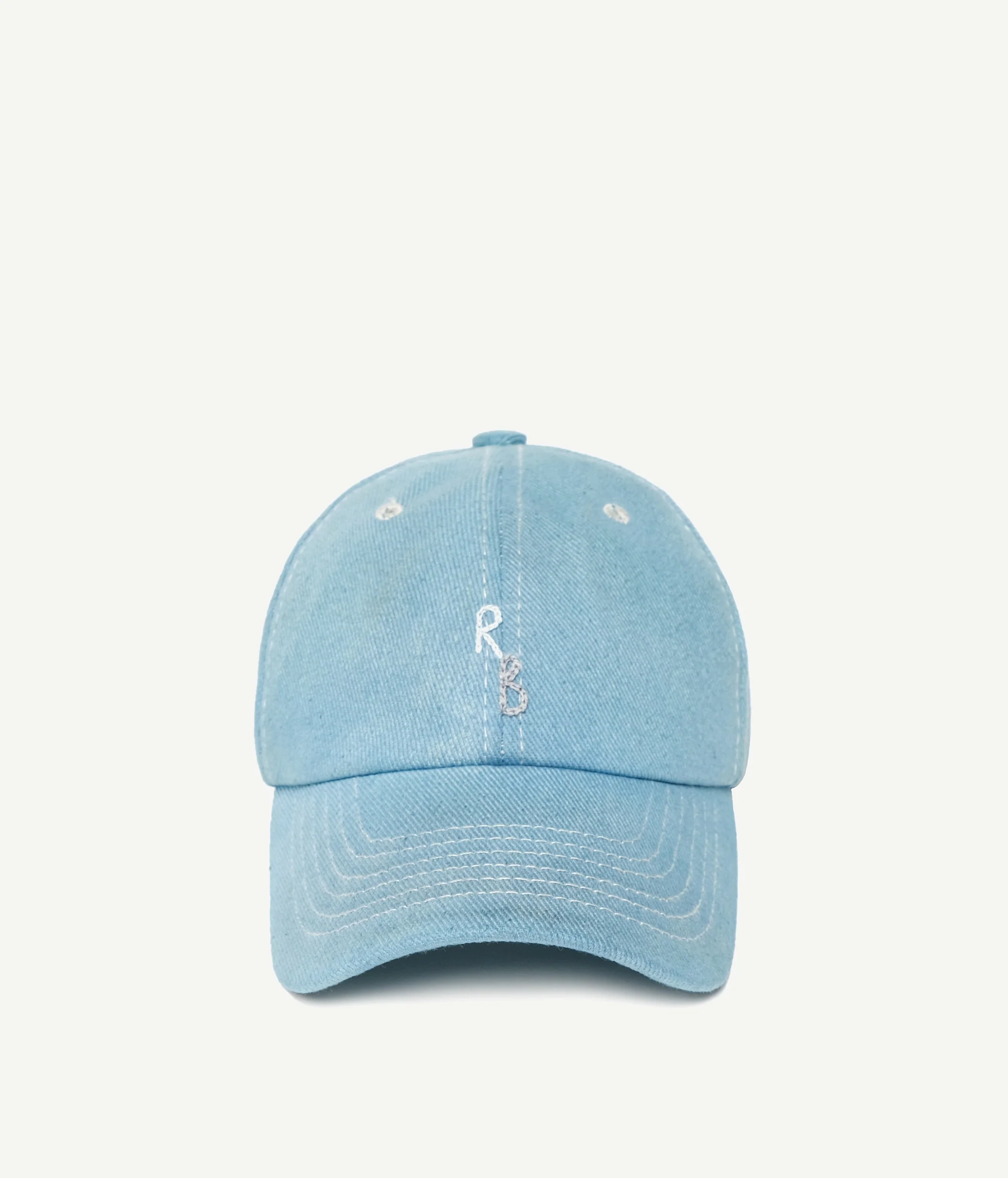 BASEBALL CAP IN LIGHT BLUE